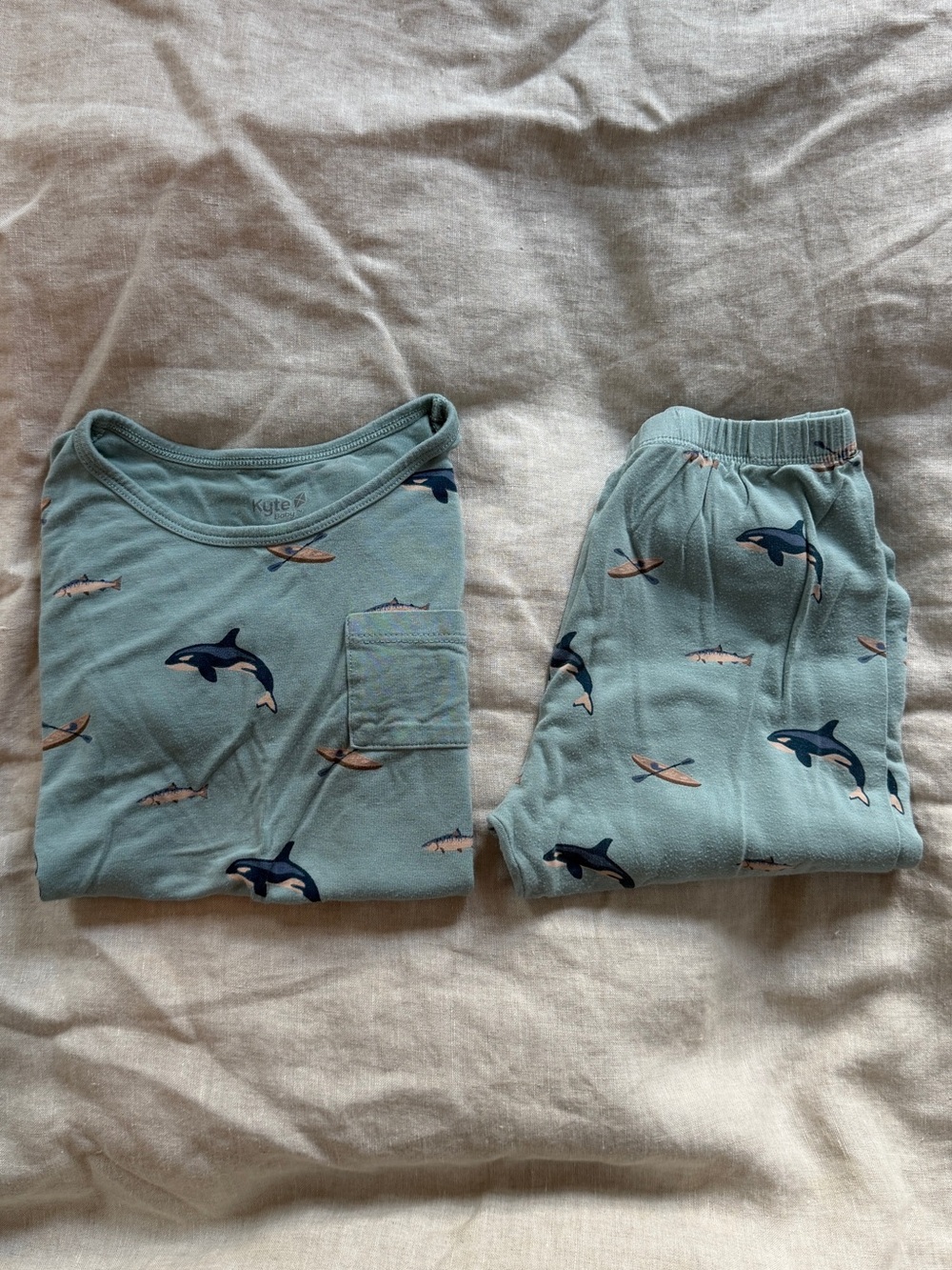 Kyte Baby short sleeve with pants Marine print Pajama Set SZ 6